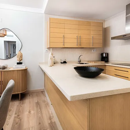 El Noray Ground Floor Beachside *